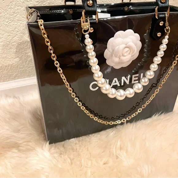 Chanel Medium Shopping Bag Tote with PVC/TPU Cover and Crossbody Chain - Picture 3 of 10